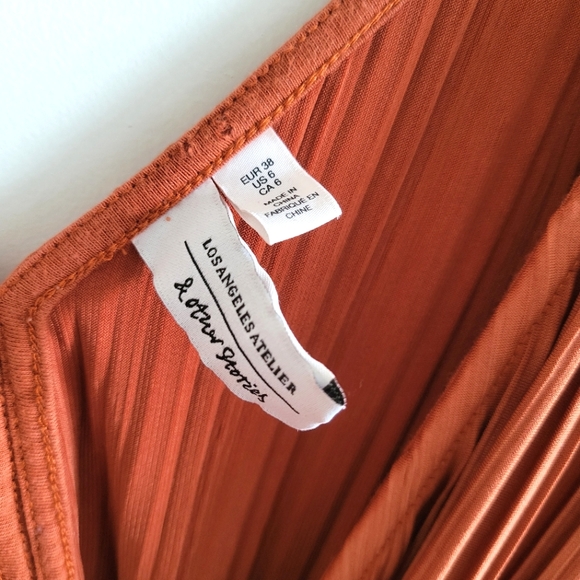 & Other Stories Plisse Belted Pleated Dress Sz 6 - Picture 6 of 7